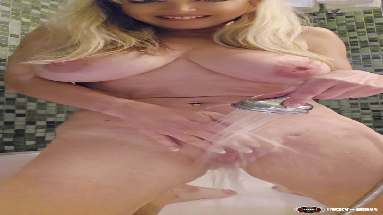 Preview of VickyAtHome Masturbating With Shower Head XXX